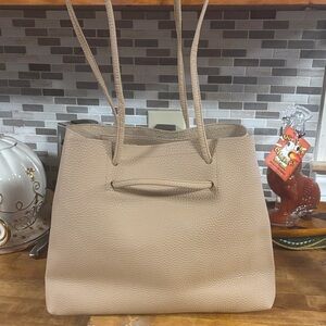 8 Other Reasons Beige Tote Bag. Super sturdy bag !No call outs